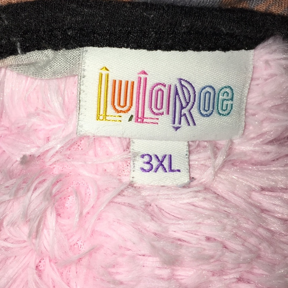 Lula Roe 3/4 Sleeve - Picture 2 of 4